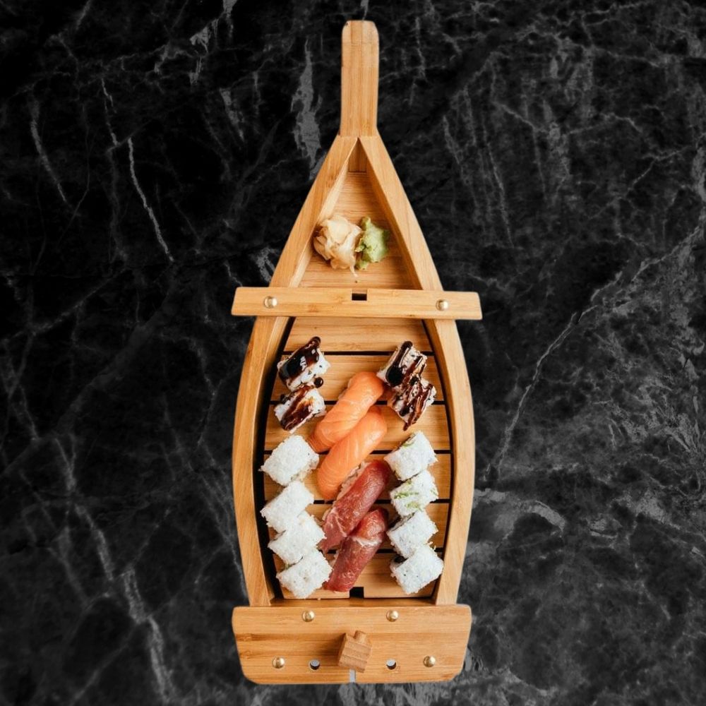 Elegant Japanese Bamboo Sushi Serving Boat - ineedsushi
